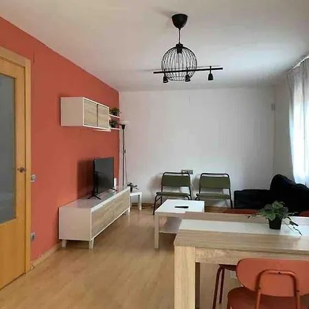 Apartamento 3 Garage アパート *